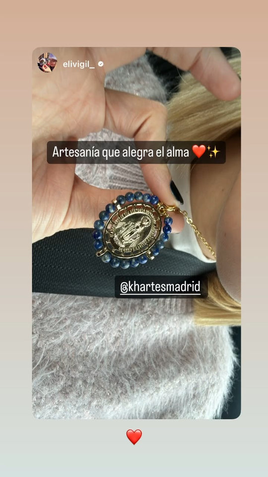 Medalla de la Virgen Milagrosa con lapislázuli Khartes