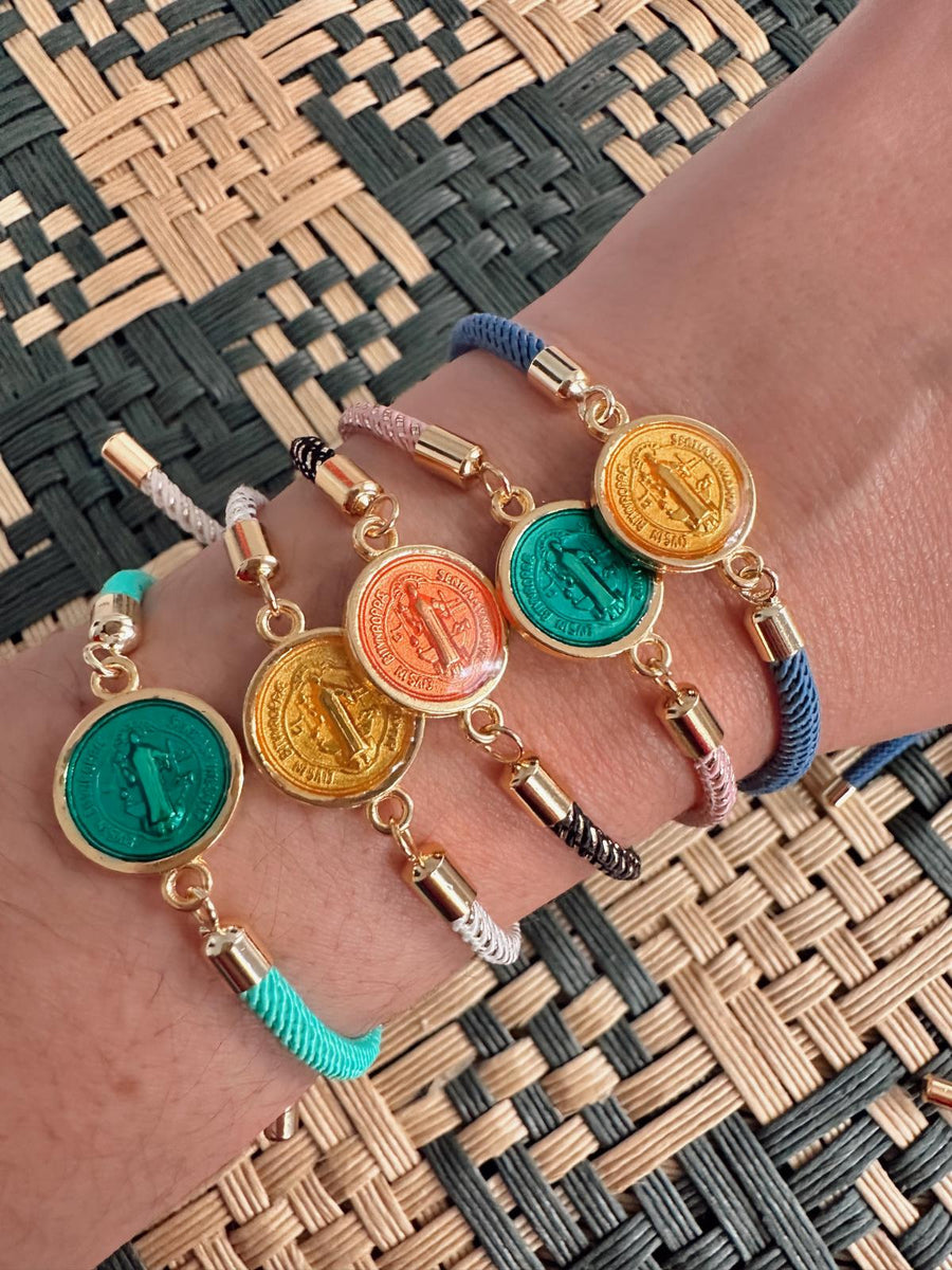 Pulseras de San Benito esmaltadas grandes – Khartes Madrid