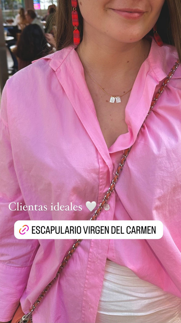 Clienta con escapulario de la Virgen del Carmen Khartes