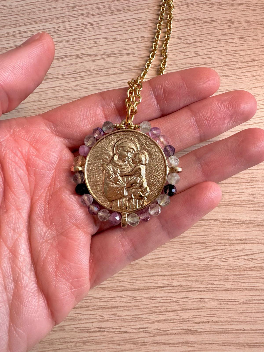 Medalla de San Antonio con fluorita – Khartes Madrid